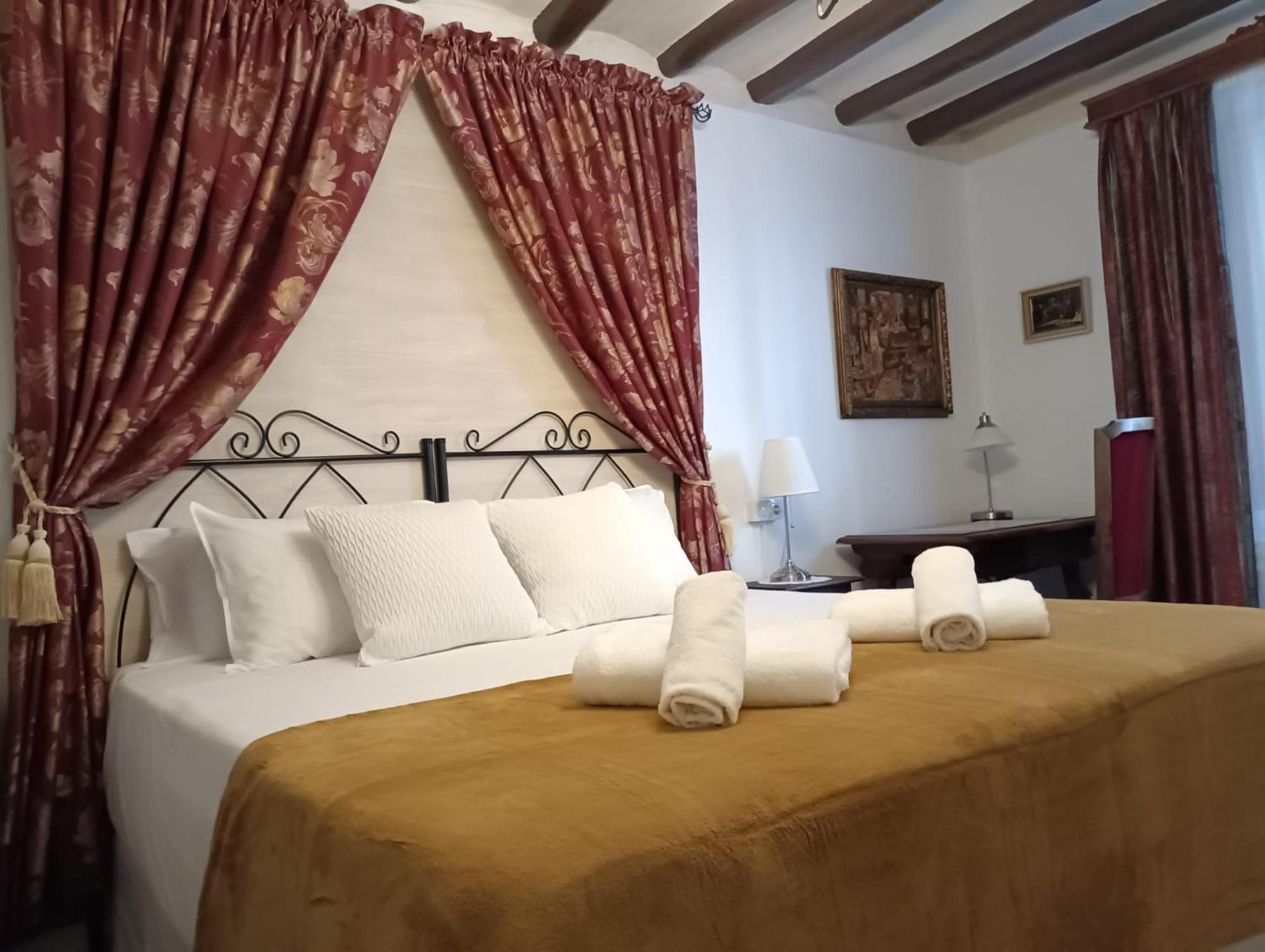Casa Rural La Casona Urrea de Gaen 外观 照片