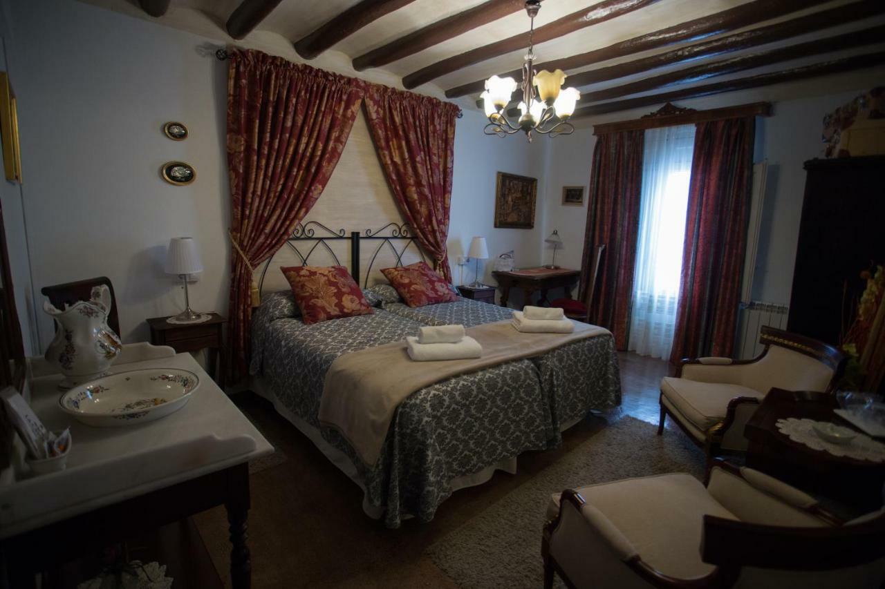Casa Rural La Casona Urrea de Gaen 外观 照片